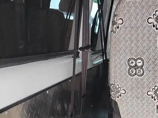 Jiangling JMC Fushun 2025 2025 Model 2.0T 6MT Diesel Medium Wheelbase Low Roof Commercial MPV 5/6 Seats