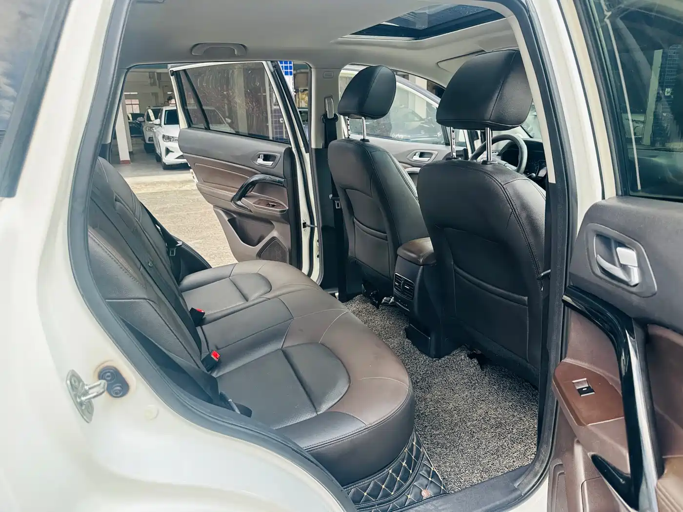 GAC Trumpchi Trumpchi GS4 2017 235T G-DCT 2WD Luxury фото 13