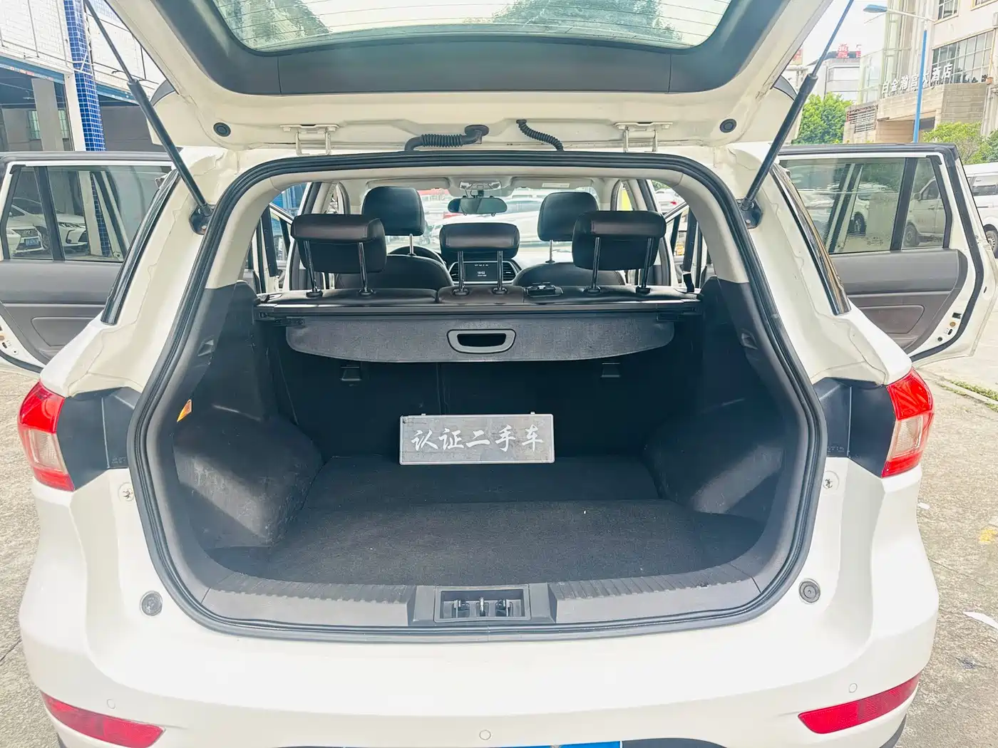 GAC Trumpchi Trumpchi GS4 2017 235T G-DCT 2WD Luxury фото 14