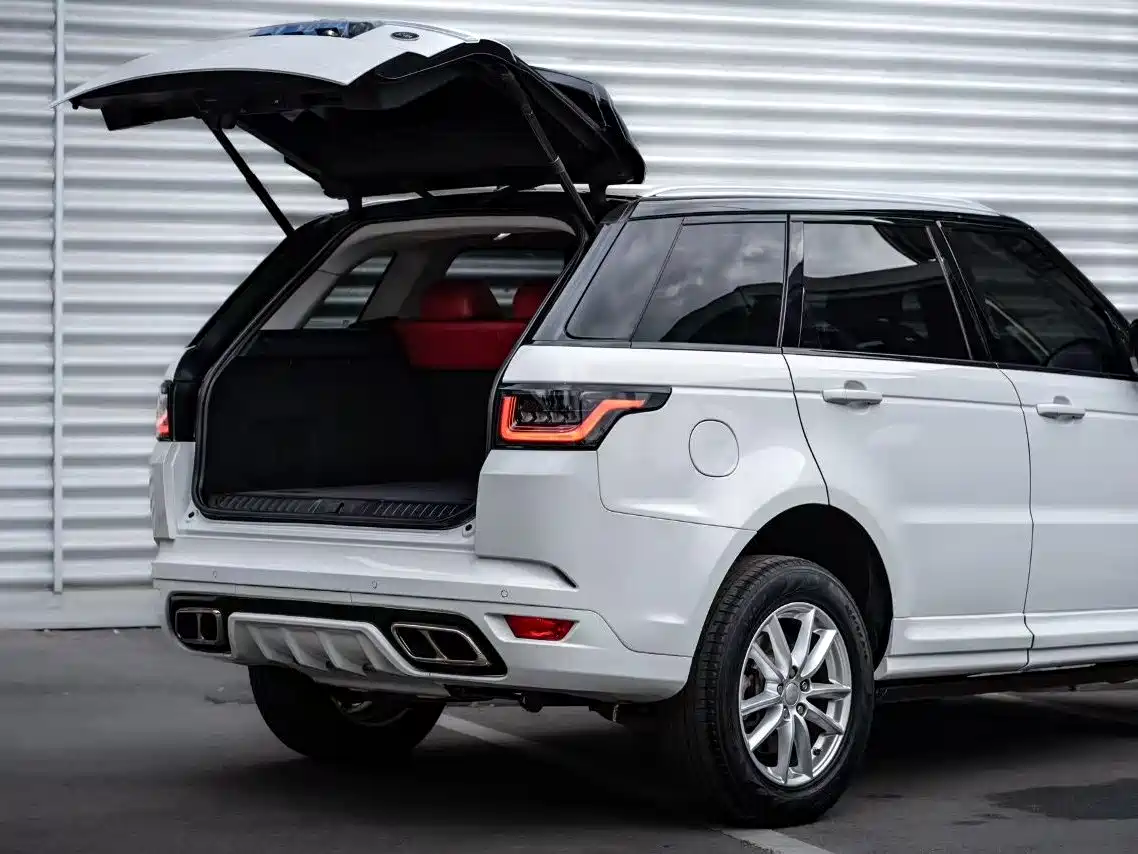 Land Rover Range Rover Sport 2016 Model 3.0 SC V6 SE фото 6