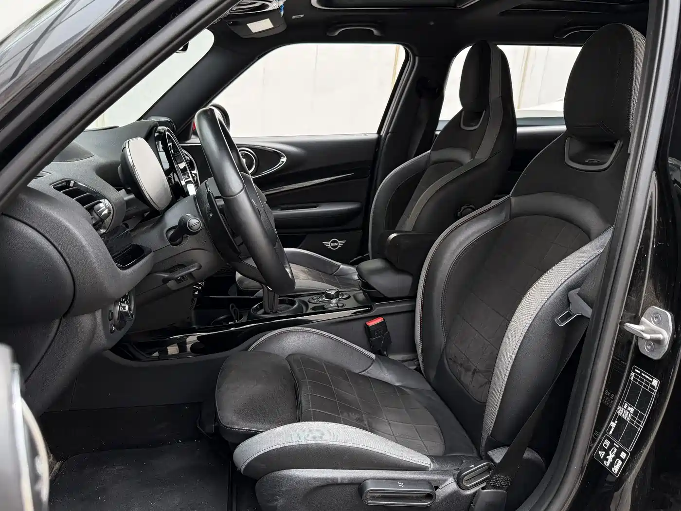 MINI JCW CLUBMAN 2022 2.0T JOHN COOPER WORKS ALL-IN фото 6