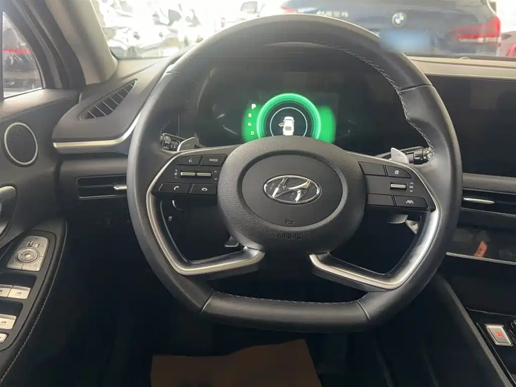 Hyundai Sonata 2020 270TGDi DCT GL Leading Edition фото 16