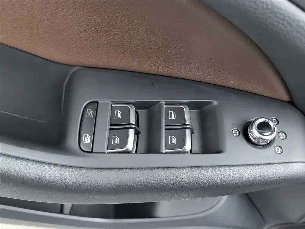 Audi Q5 2016 40 TFSI Technology Model фото 9