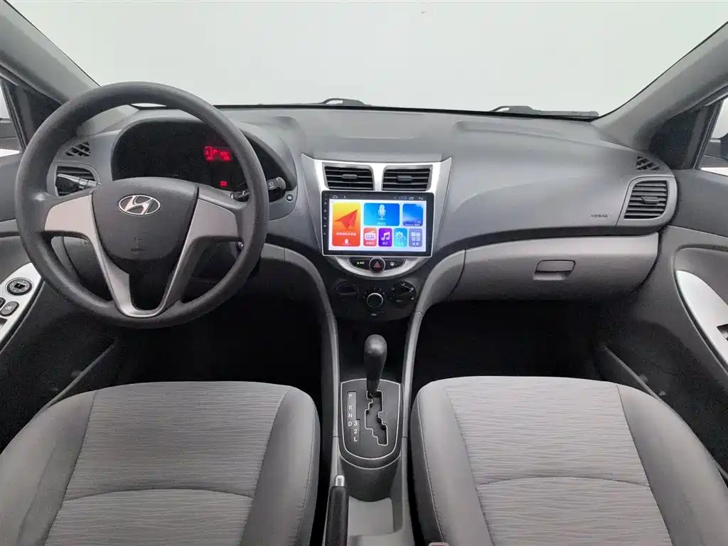 Hyundai Verna 2016 1.4L Automatic Smart GLS фото 5