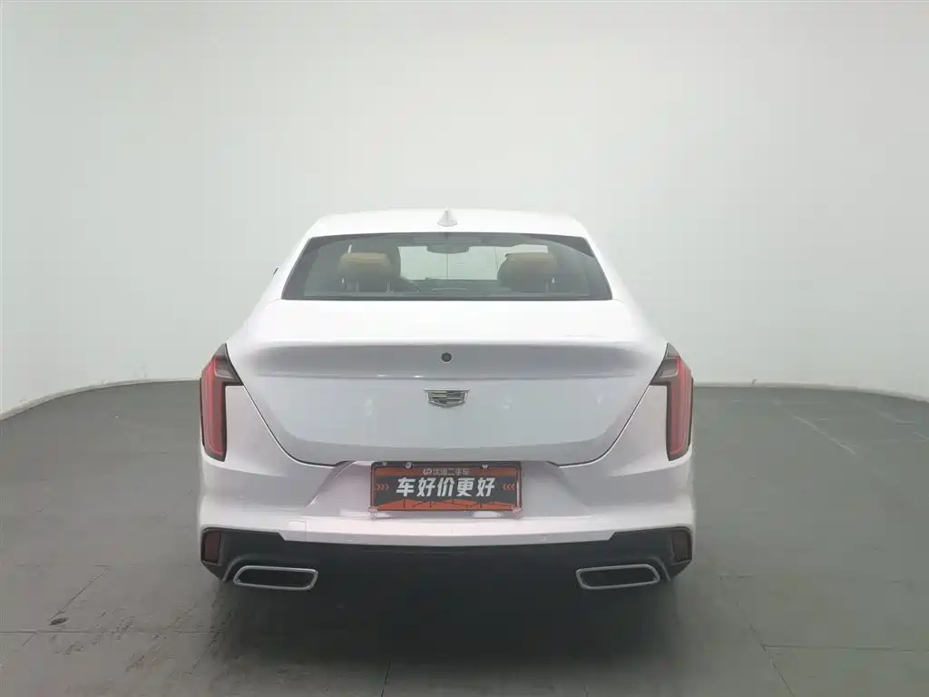 CADILLAC CT4