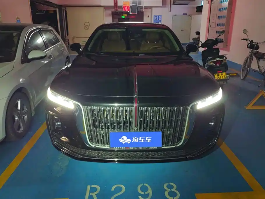 Hongqi H9 2022 2.0T Smart Connect Flag Joy Edition фото 2