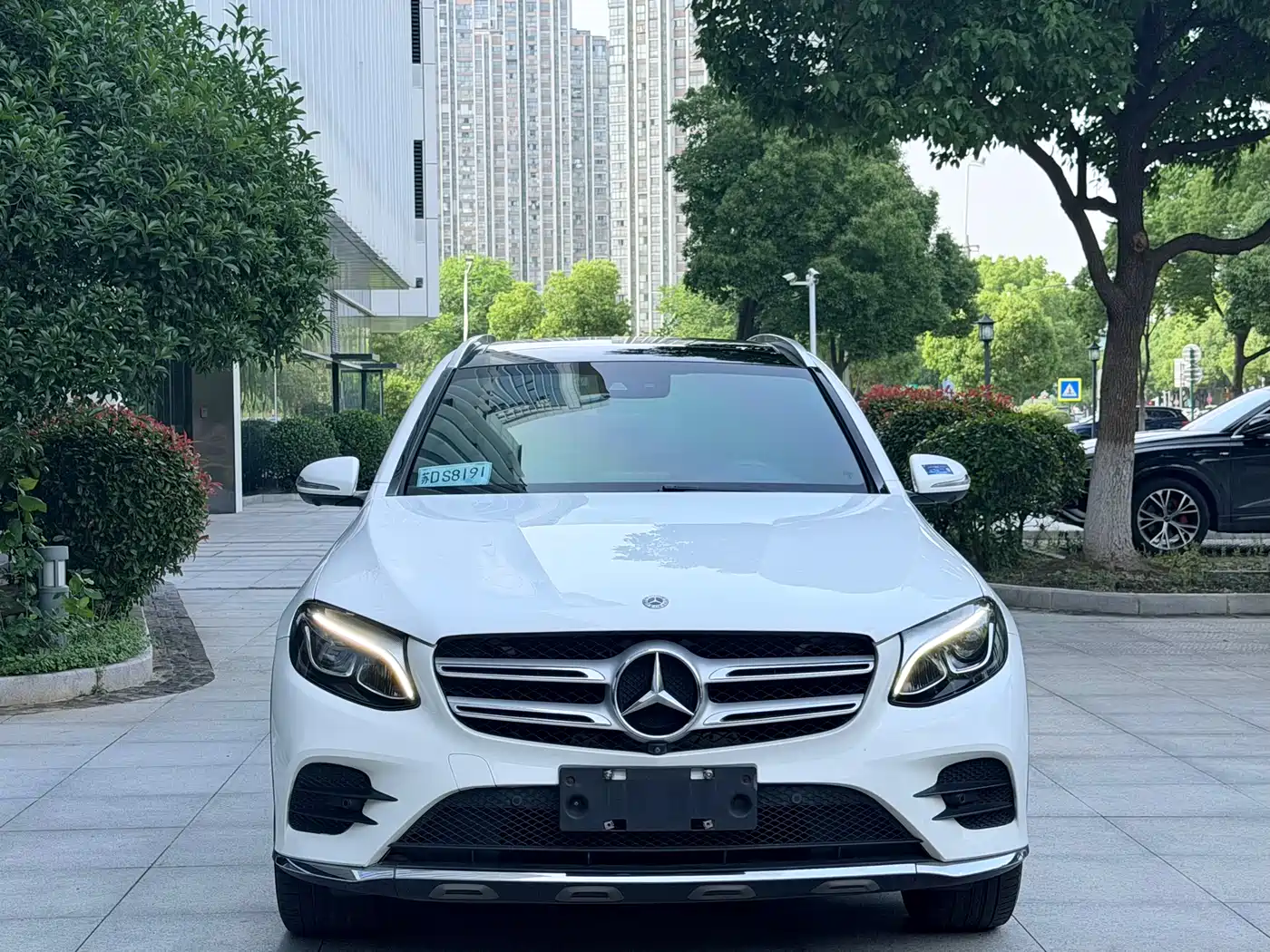 Mercedes-Benz GLC 2019 Facelift GLC 260 L 4MATIC Luxury фото 2