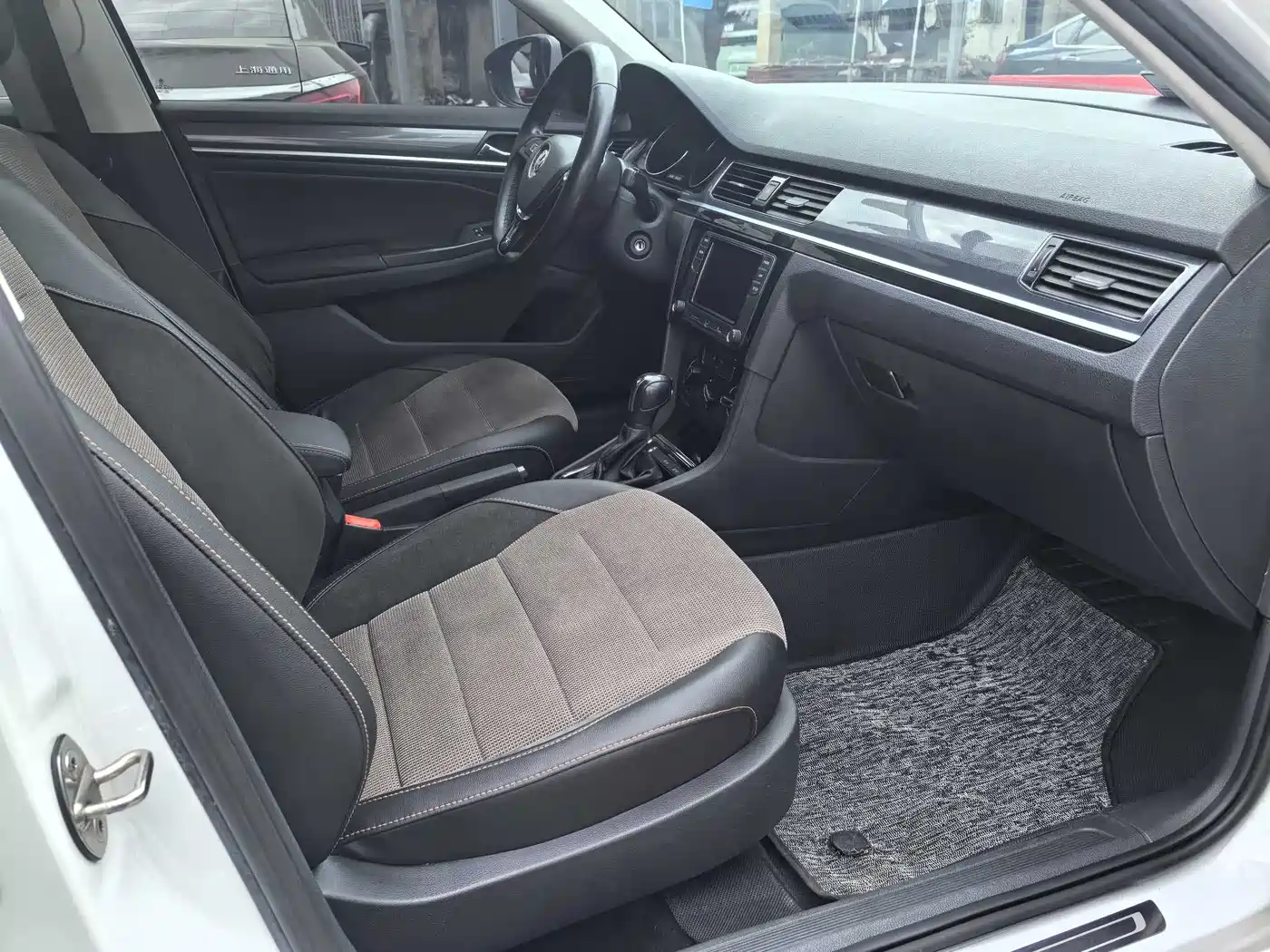 Volkswagen C-TREK 2020 1.5L Automatic Comfort Edition фото 7