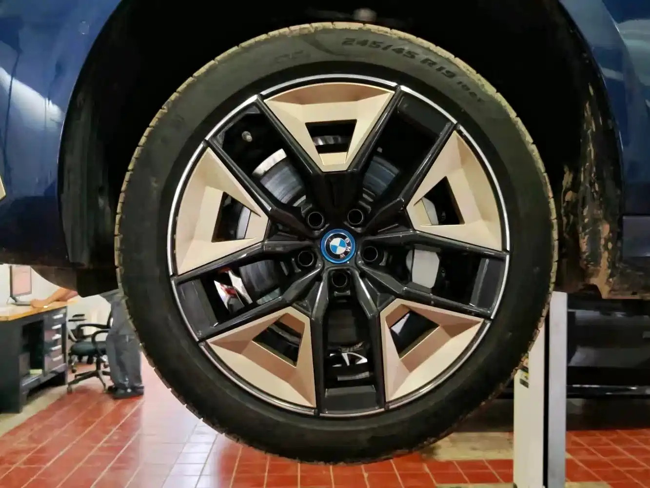 BMW i5 2024 eDrive 35L Premium Luxury Package фото 15