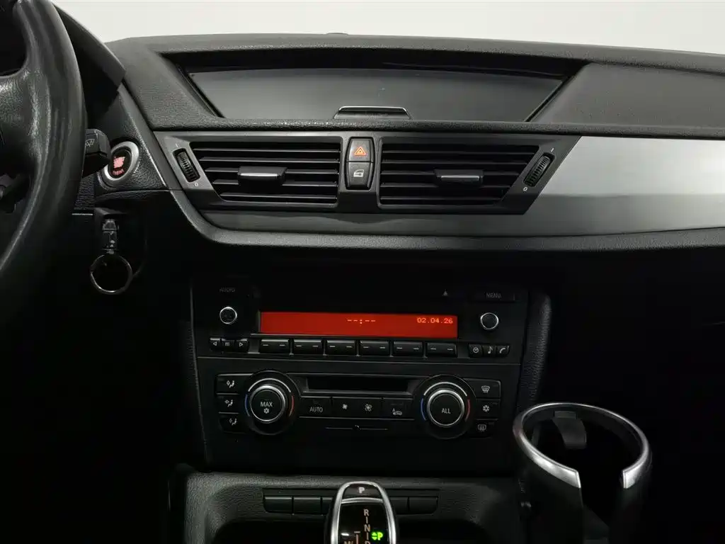 BMW X1 2012 2012 sDrive20i Leading Model