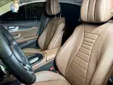صورة 7 - Mercedes-Benz E-Class