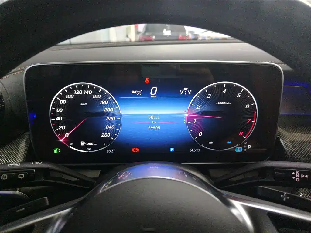 Mercedes-Benz GLC 2023 GLC 260 L 4MATIC Dynamic 7-Seater фото 8