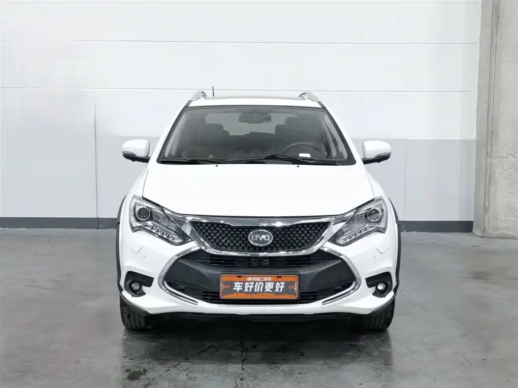 BYD Tang New Energy 2015 2.0T 4WD Flagship фото 3