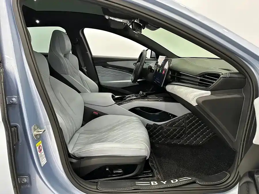 BYD Seal 2022 550km Standard Range RWD Elite фото 13
