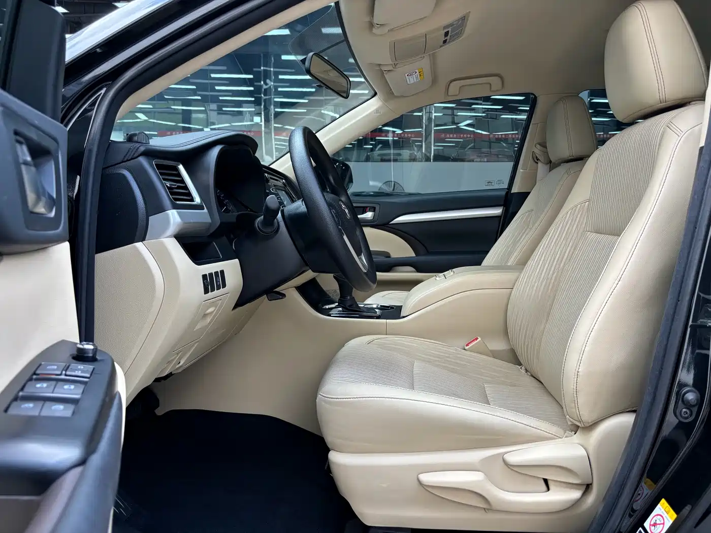 Toyota Highlander 2018 2.0T 2WD Elite 7-Seater China VI фото 5