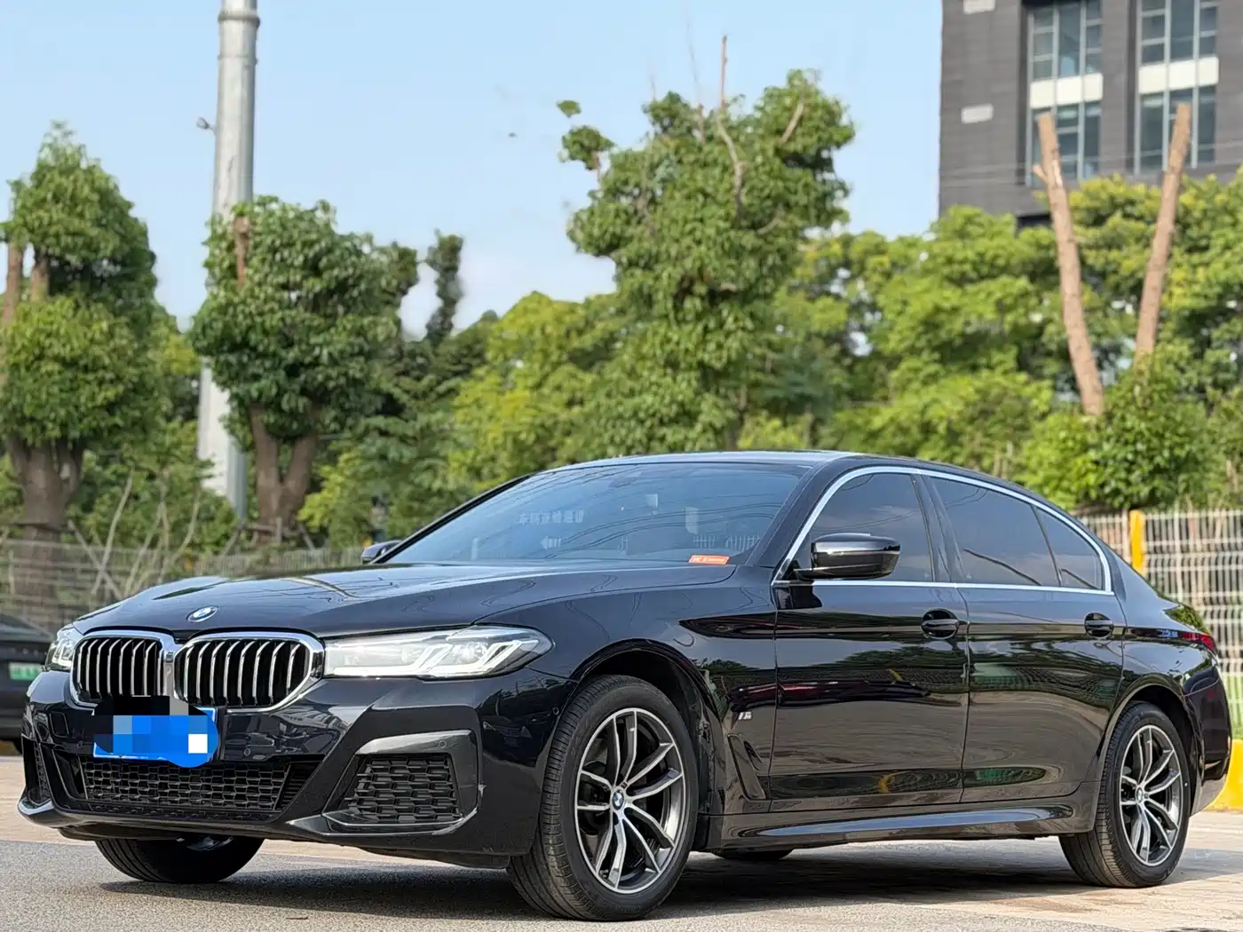 BMW 5 Series 2022 Facelift 525Li M Sport Package