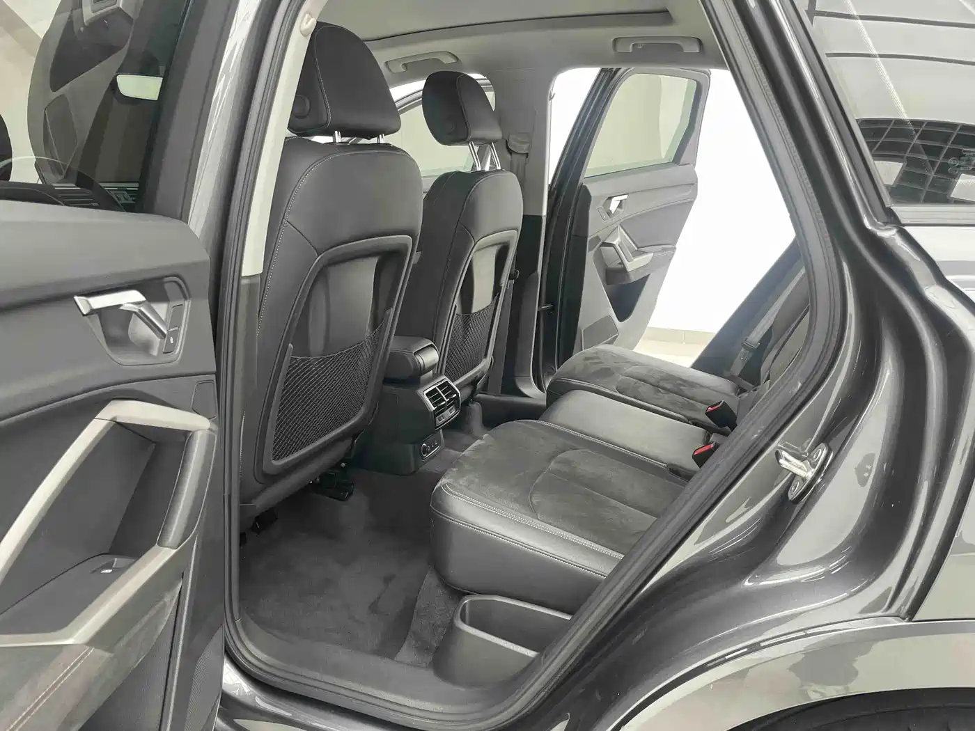 Audi Q3 2021 35 TFSI Fashion Sport фото 18