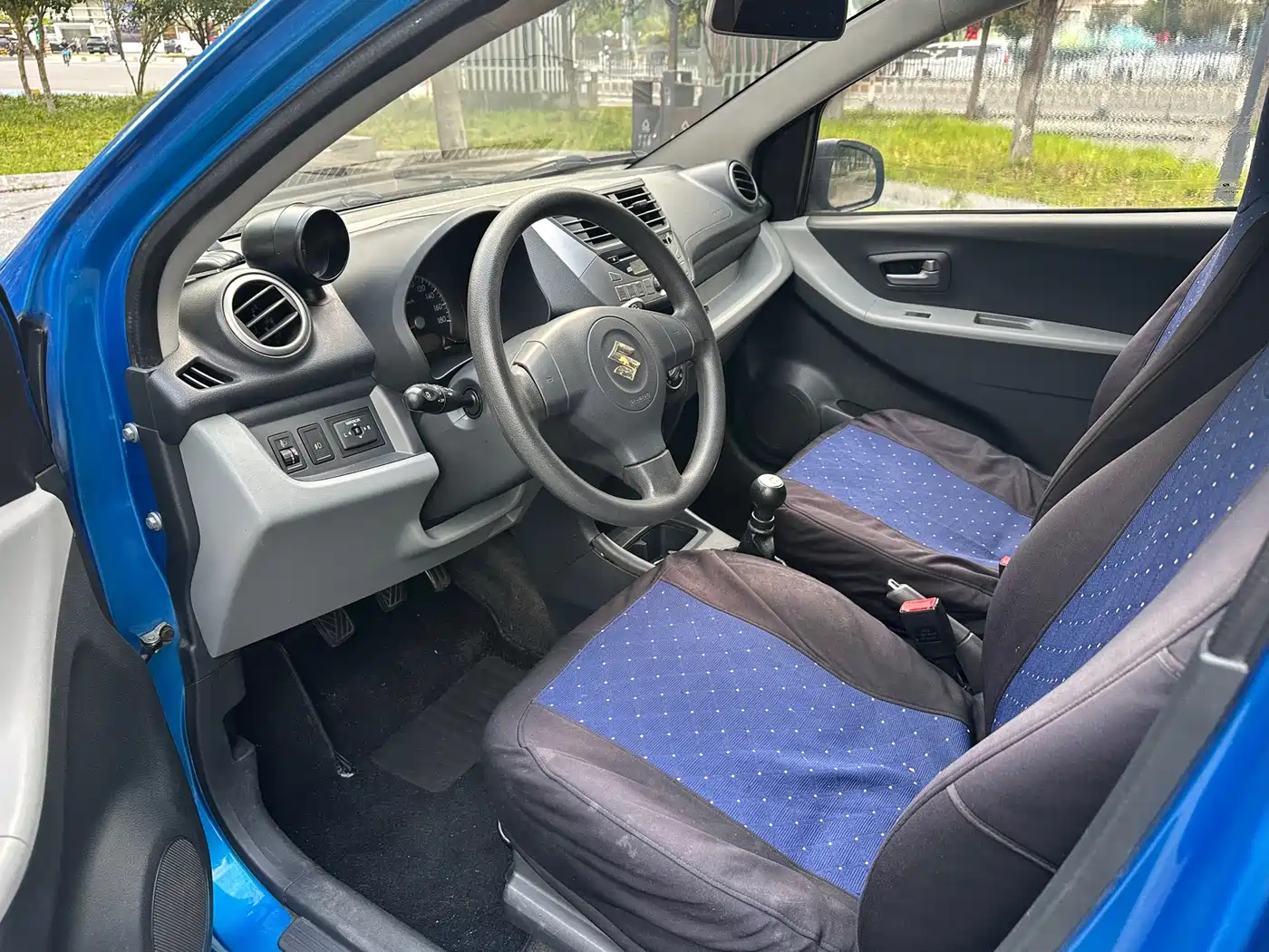 Suzuki Alto 2015 2013 1.0L Manual Deluxe