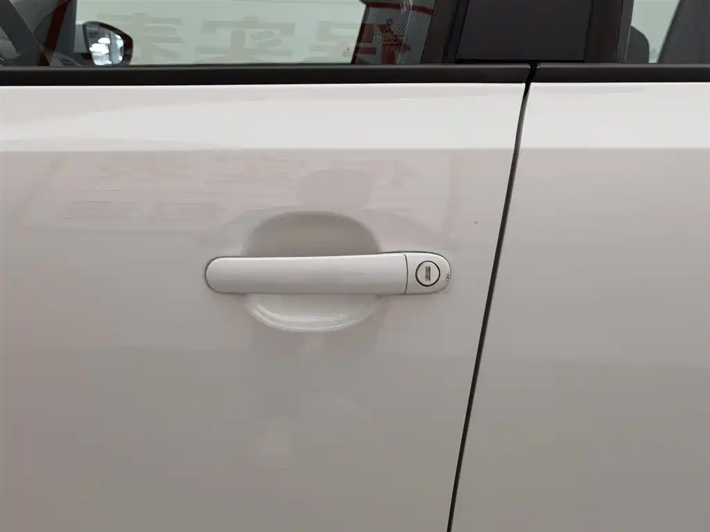 Volkswagen Polo 2016 1.4L Automatic Trend фото 18