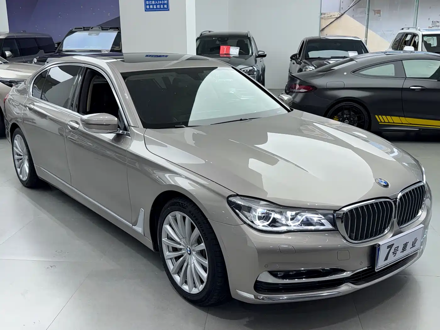 BMW 7 Series 2016 740Li Leading Edition фото 2