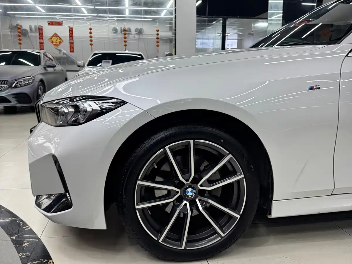 BMW 3 Series 2024 320Li M Sport Package фото 11