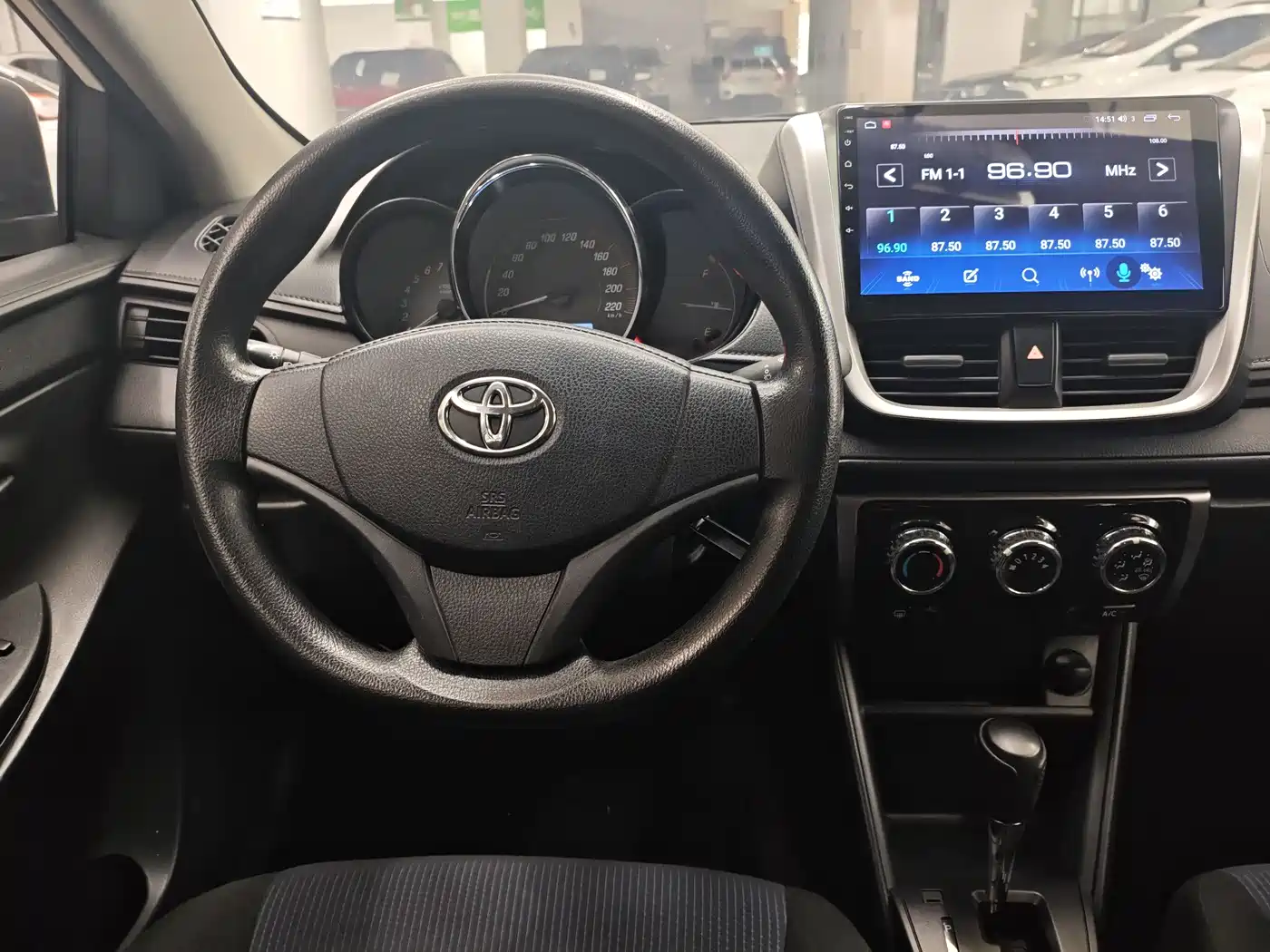 Toyota YARiS L Zhi Xiang 2021 1.5L CVT Leading Edition фото 12