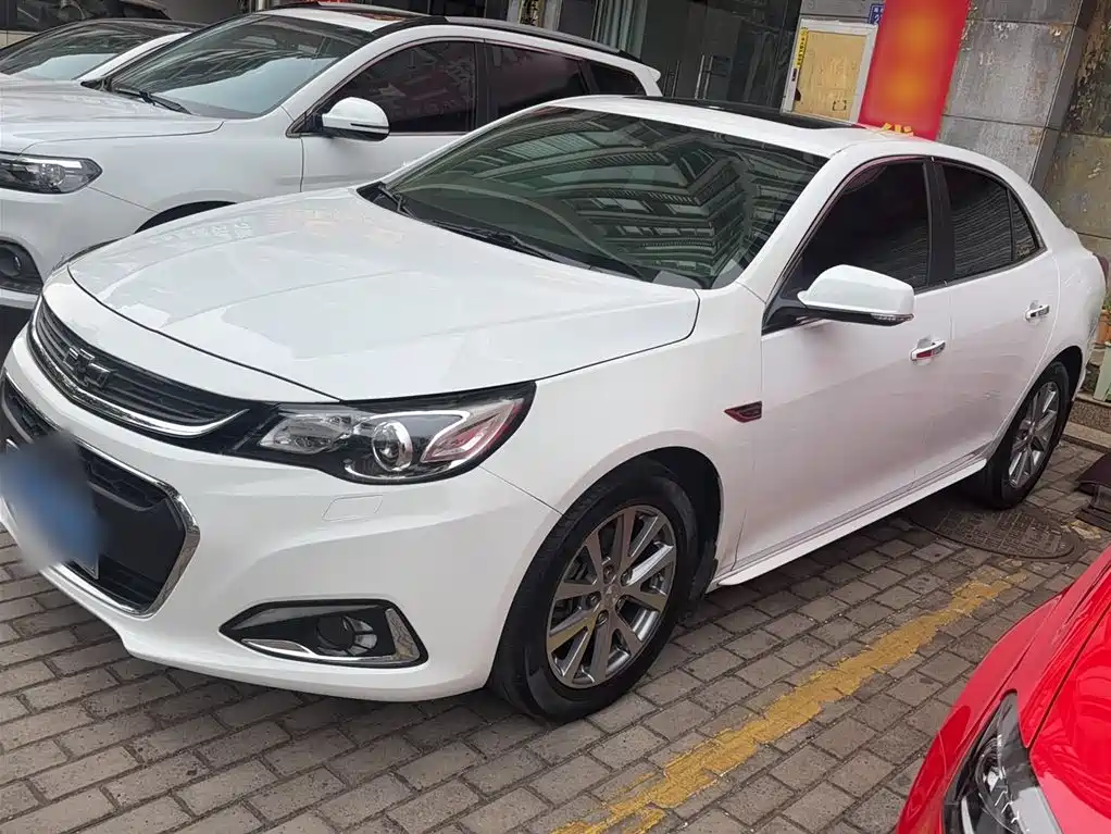 Chevrolet Malibu 2018 530T Automatic Luxury Edition фото 2