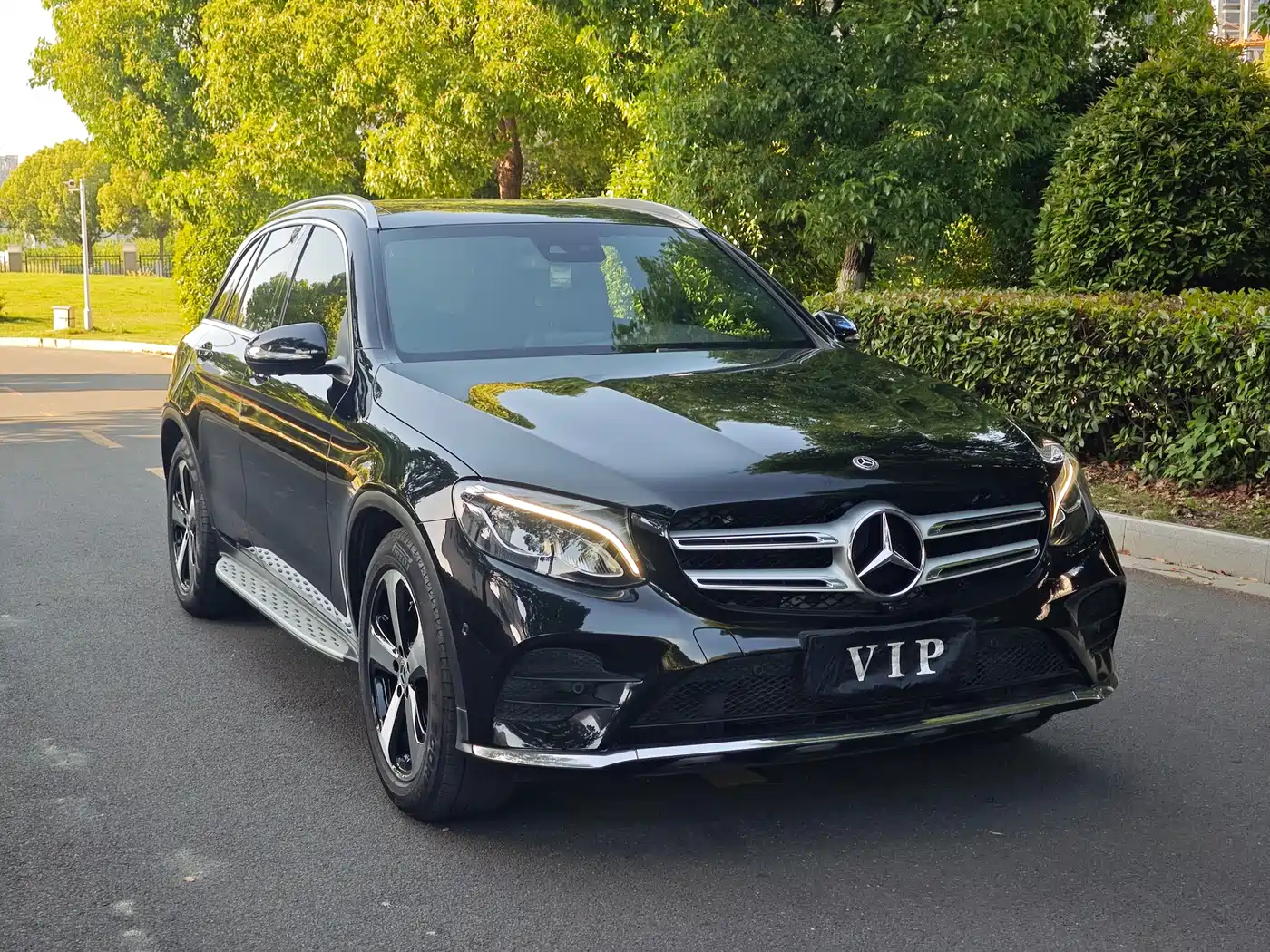 Mercedes-Benz GLC 2018 GLC 260 4MATIC Luxury фото 3