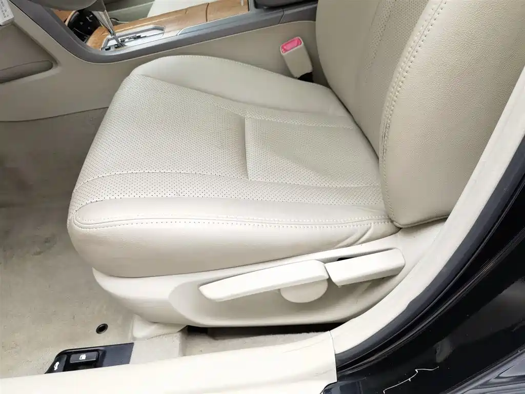 Toyota Camry 2011 200E Elite Sunroof Edition фото 20