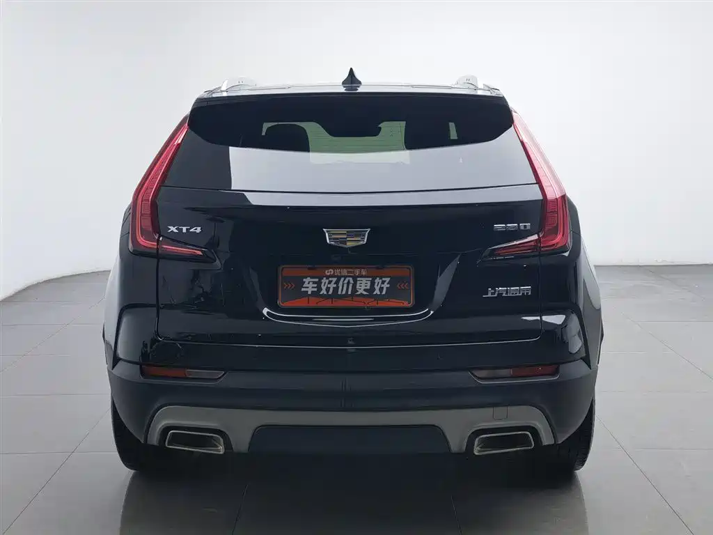 Cadillac XT4 2020 28T FWD Leading Trim фото 4
