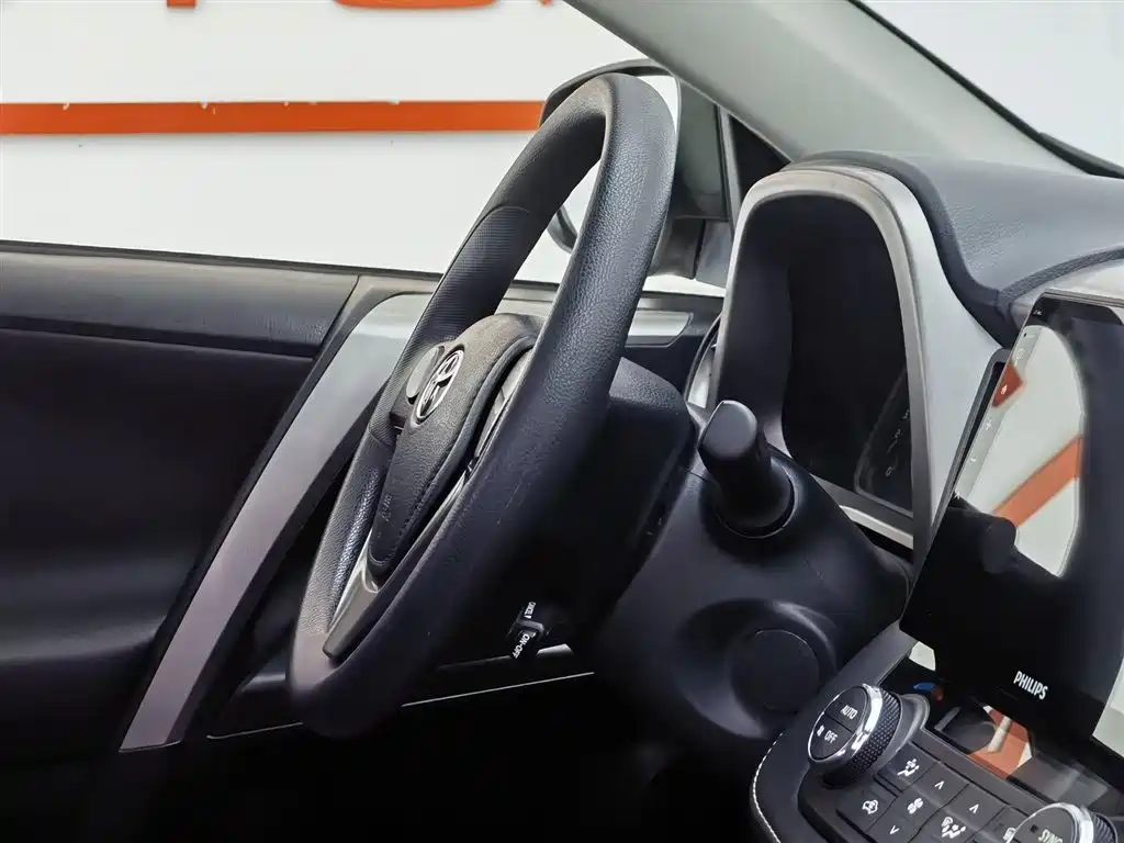 Toyota RAV4 Rongfang 2019 2.0L CVT 2WD Pioneer Edition China VI фото 22