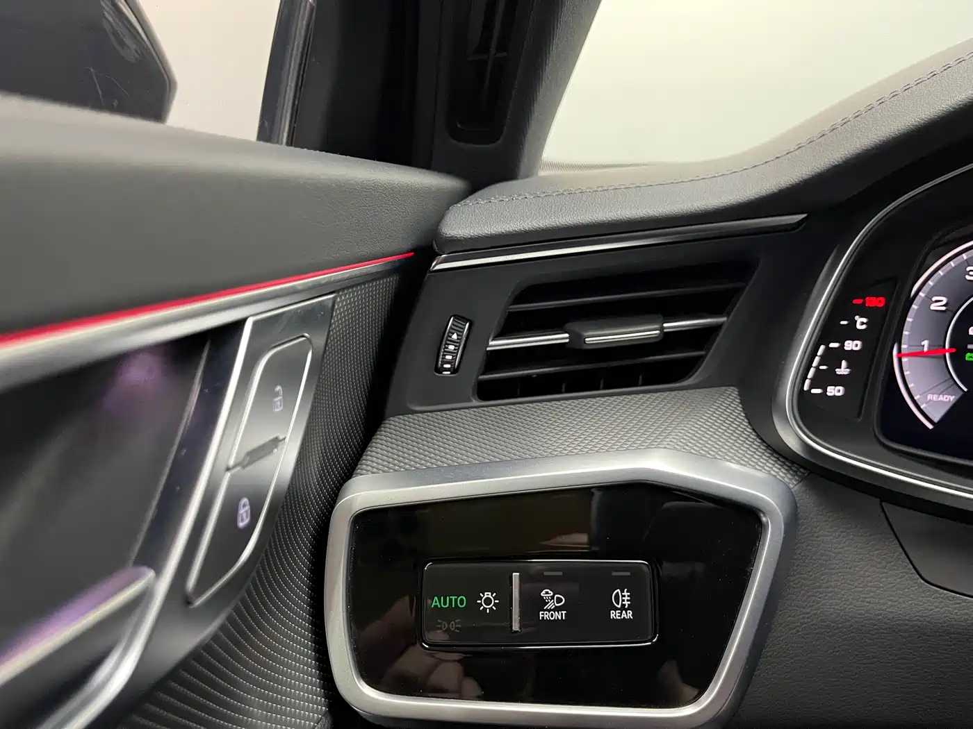 Audi A6L 2024 45 TFSI Premium Dynamic фото 16