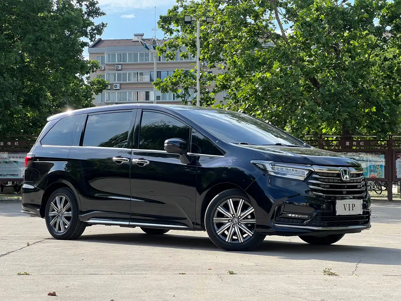 Honda Odyssey 2022 2.0L e:HEV Sharp·Enjoyment Edition фото 3
