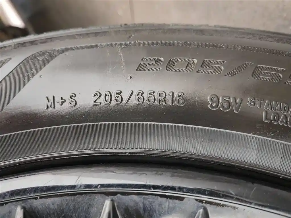 BAW (Beijing Automobile Works) Ruisheng Ace M7 2023 1.6L Standard Wheelbase Wealth Creation 7-seater фото 24