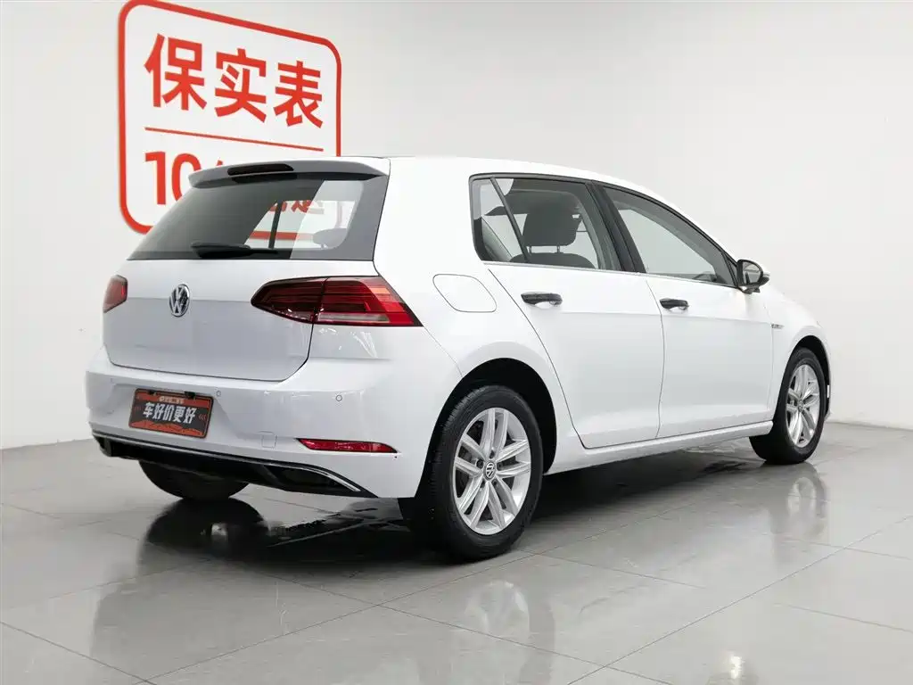 Volkswagen Golf 2018 1.6L Automatic Comfort фото 2