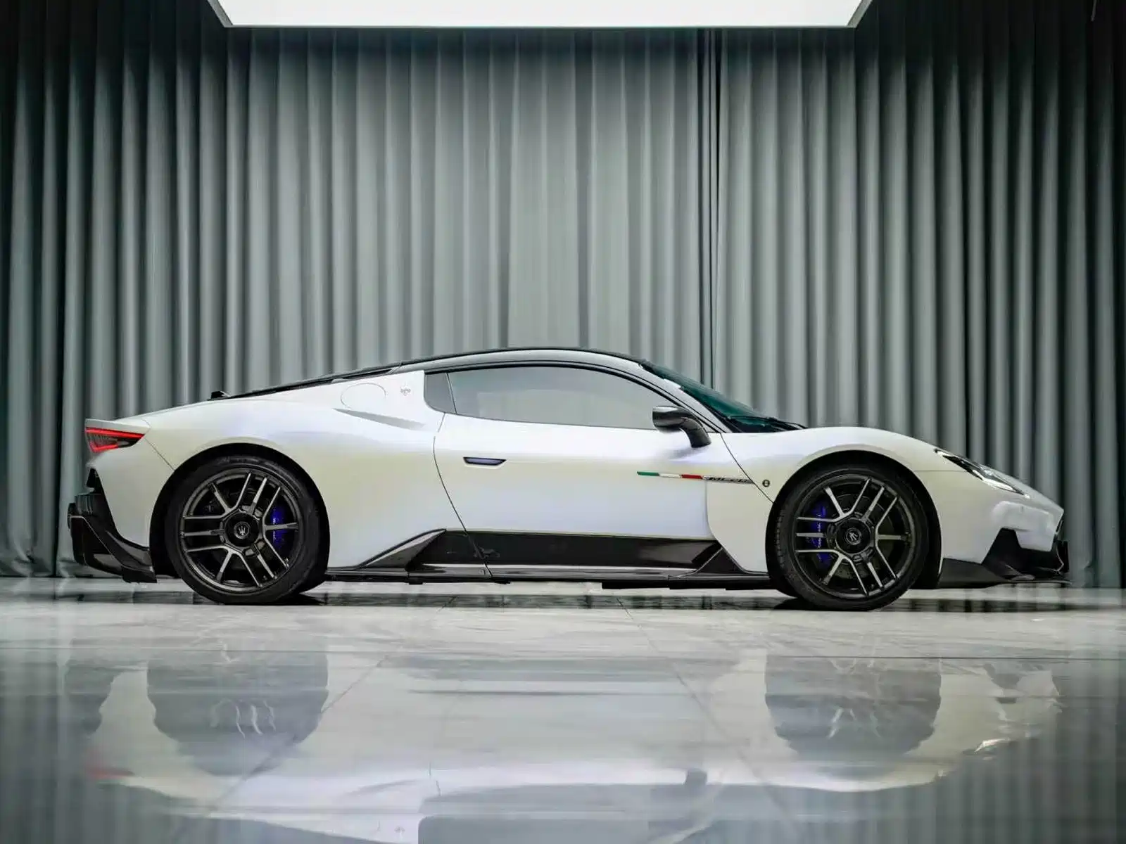 Фото 5 - Maserati MC20