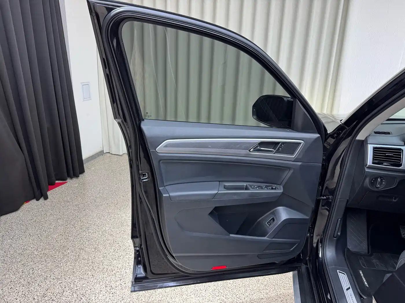 Volkswagen Teramont 2017 380TSI 4WD Luxury Edition фото 10