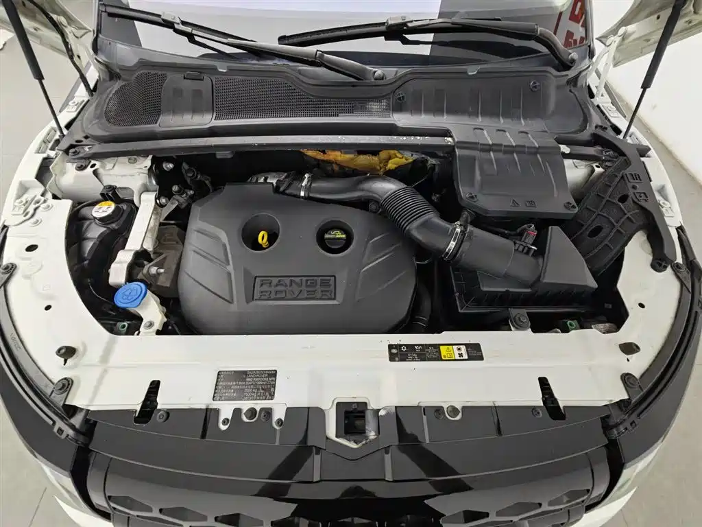 Land Rover Range Rover Evoque (Import) 2013 2.0T 5-door Dynamic Edition фото 6