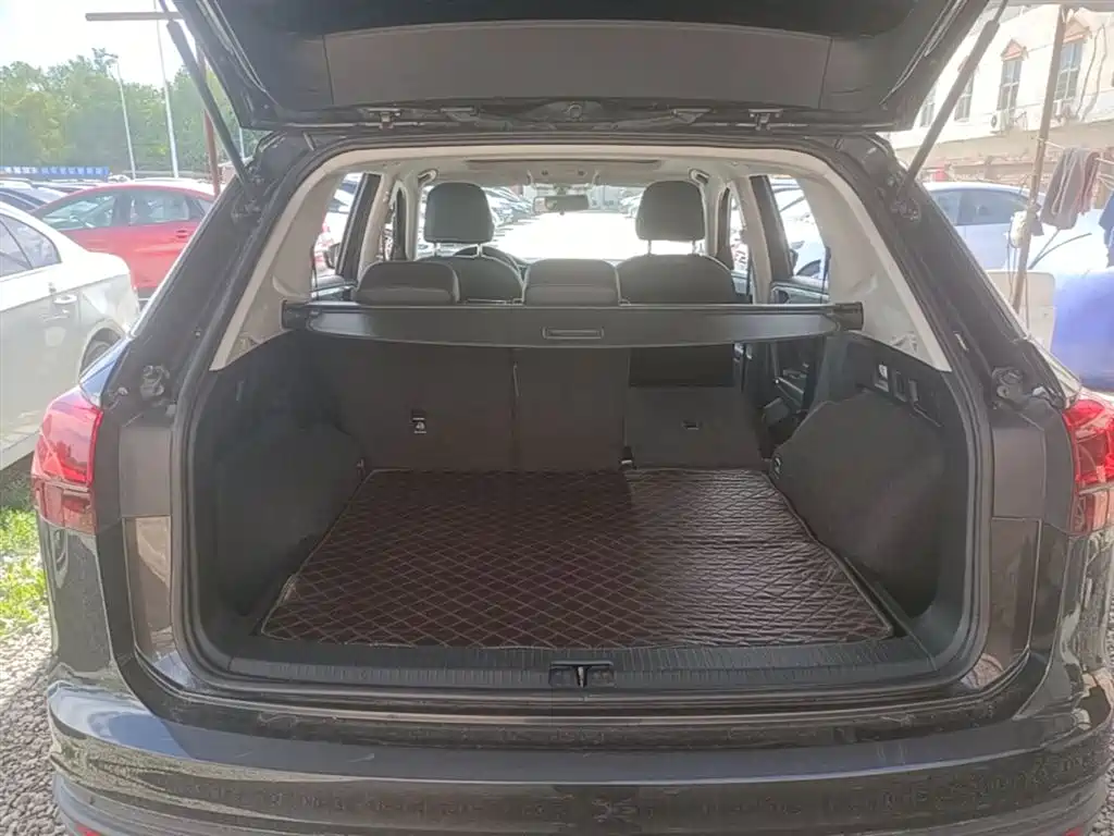 Volkswagen Tayron 2019 Expedition 280TSI 2WD Luxury (China VI) фото 19