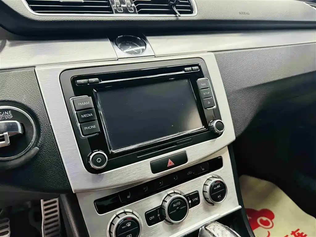 Volkswagen FAW-Volkswagen CC 2015 1.8TSI Luxury фото 15