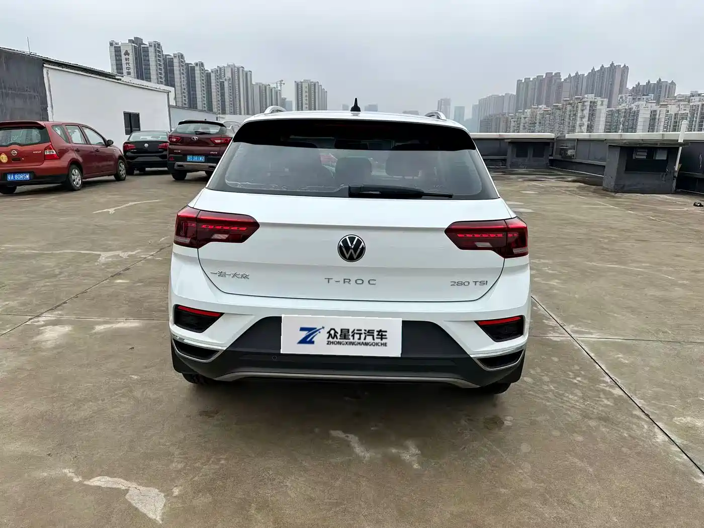 Volkswagen T-ROC 2021 280TSI DSG 2WD Comfort Smart Connect 30th Anniversary Edition фото 8