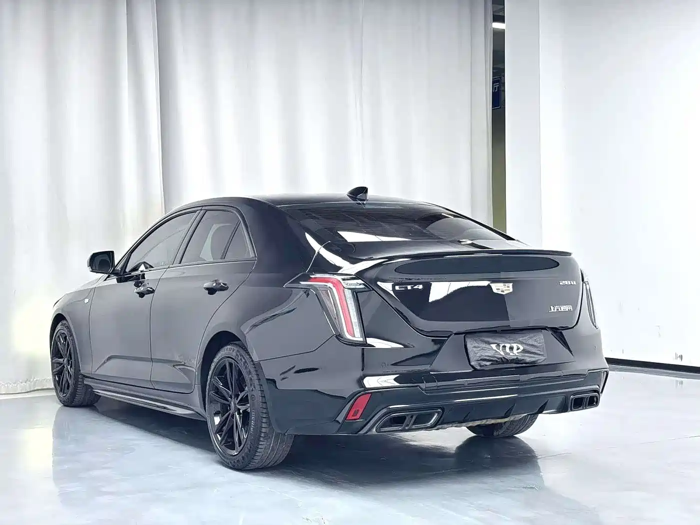 CADILLAC CT4