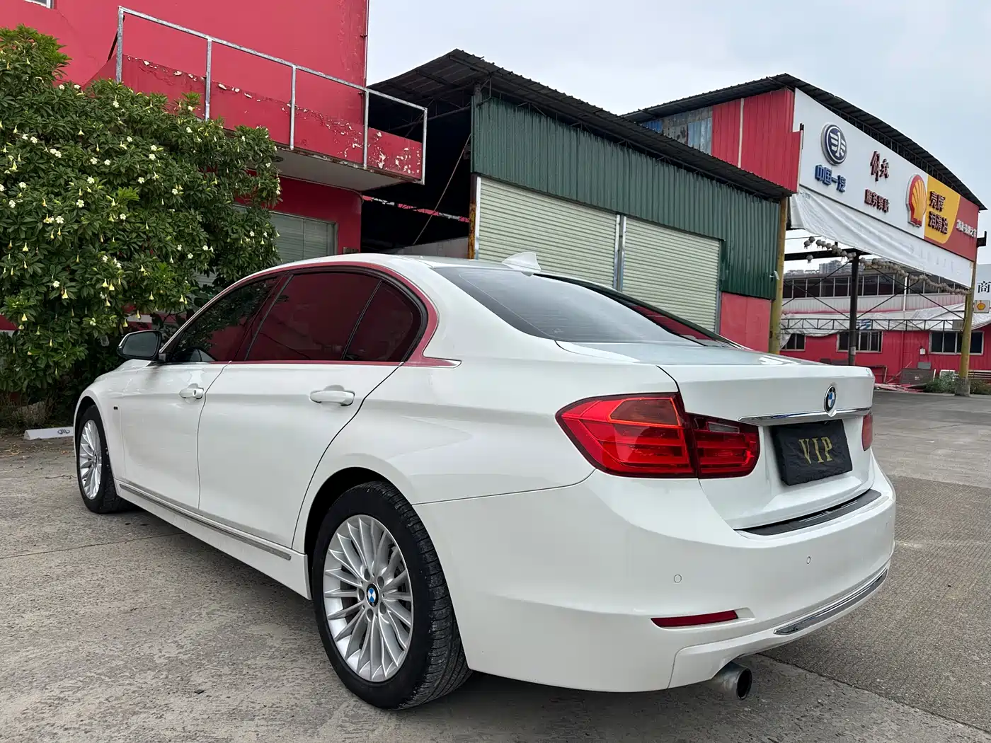 BMW 3 Series 2013 Facelift 320Li Luxury Design Package фото 4
