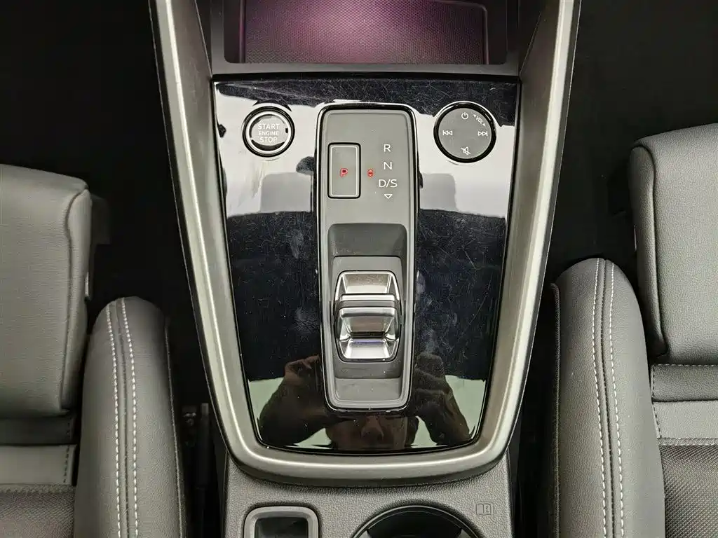 Audi A3 2024 Model A3L Limousine 35 TFSI Fashion Sport фото 13