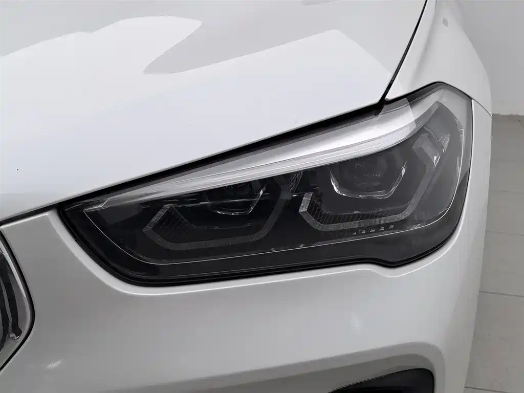 BMW X1 2020 sDrive25Li Leading Model фото 7