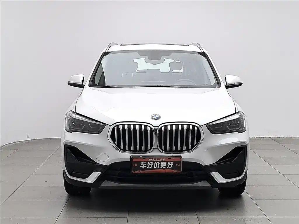 BMW X1 2020 sDrive25Li Leading Model фото 3