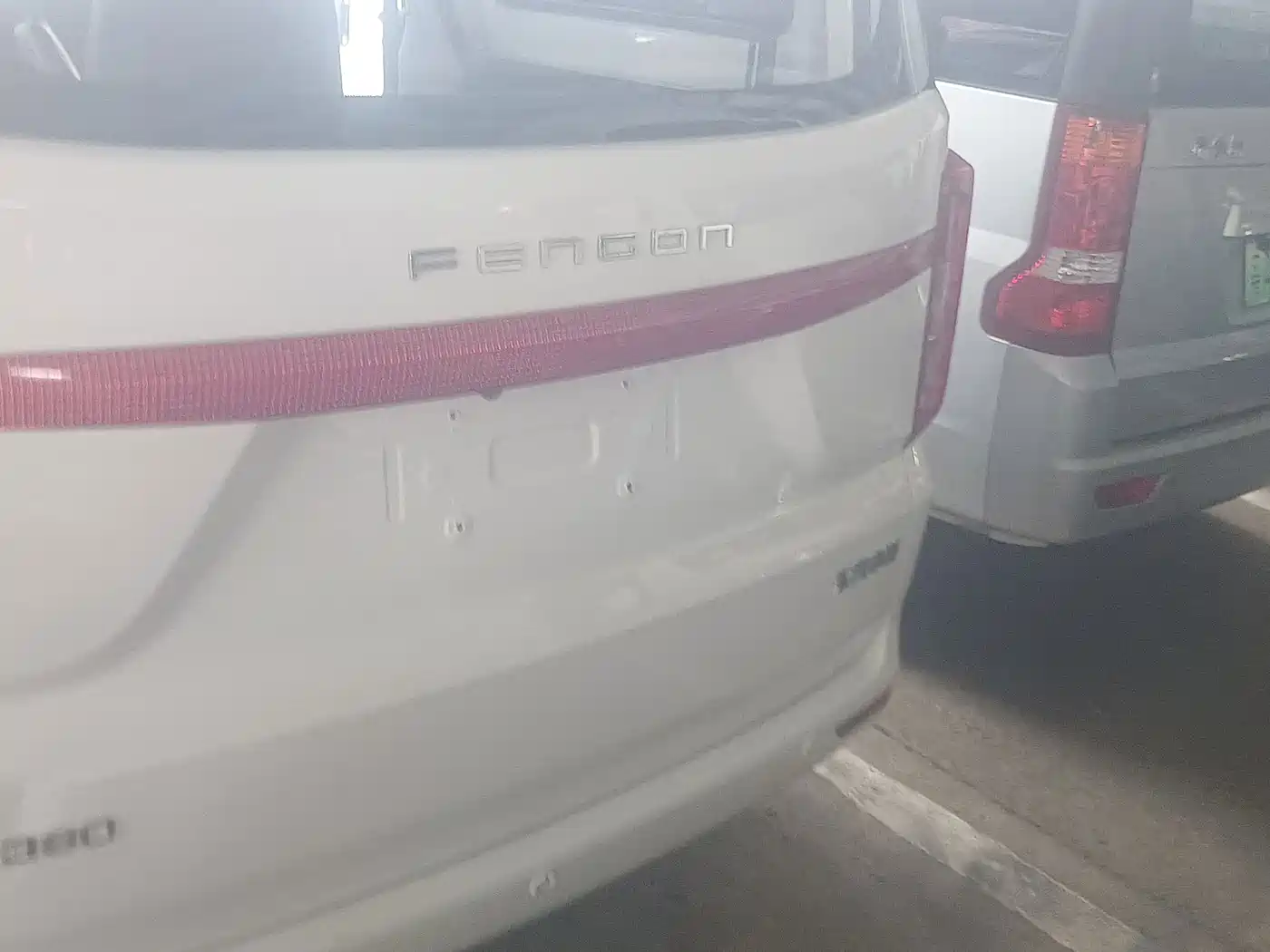 Dongfeng Fengguang Fengguang 380 2023 2022 1.5L Comfort Passenger Van (Leaf Spring) 7-Seater