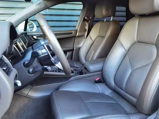 Porsche Macan 2017 Macan 2.0T фото 4