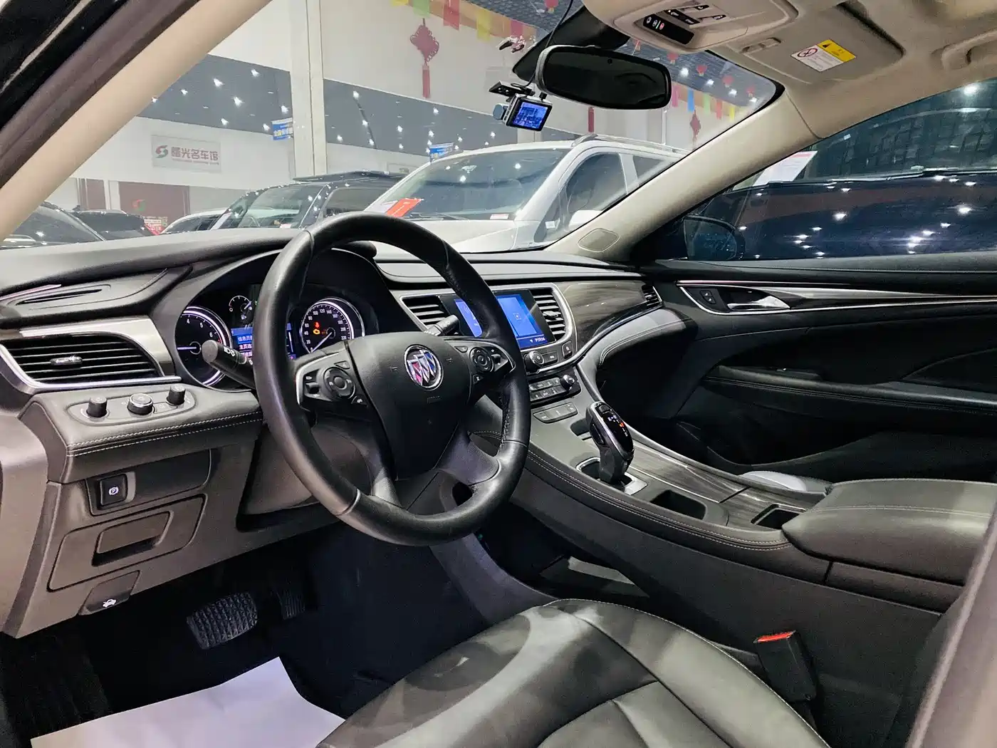 BUICK LACROSSE