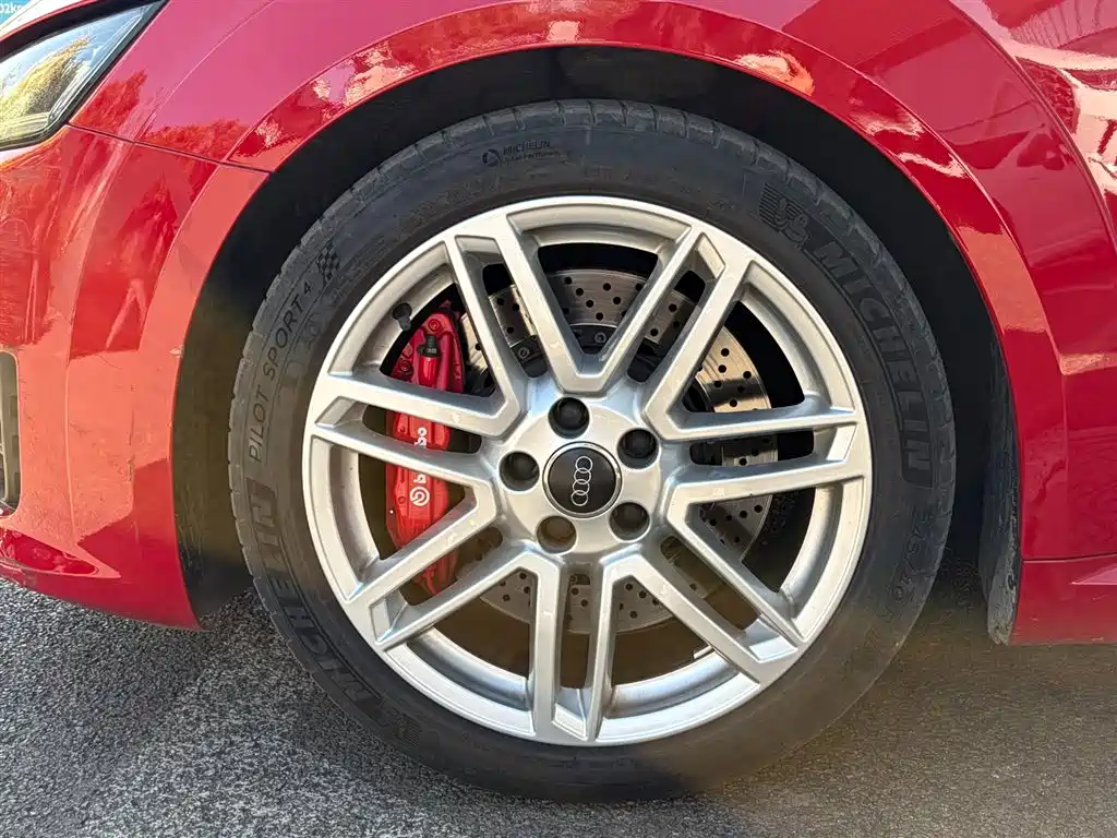 Audi TT 2015 TT Coupe 45 TFSI фото 9